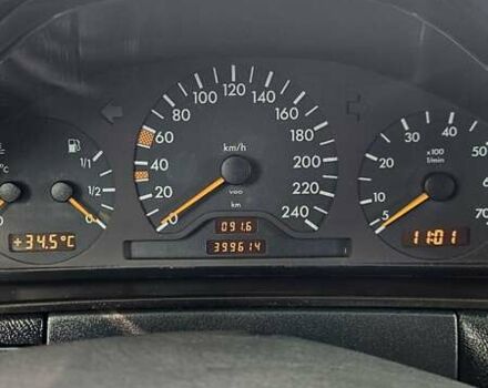 Черный Мерседес Е-Класс, объемом двигателя 2.3 л и пробегом 400 тыс. км за 4400 $, фото 14 на Automoto.ua