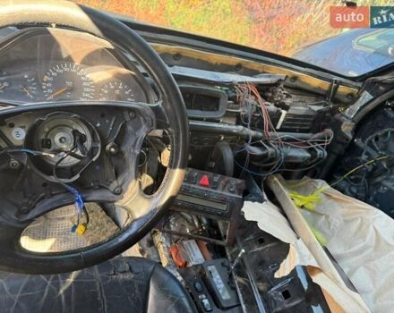 Черный Мерседес Е-Класс, объемом двигателя 3.2 л и пробегом 260 тыс. км за 2900 $, фото 7 на Automoto.ua