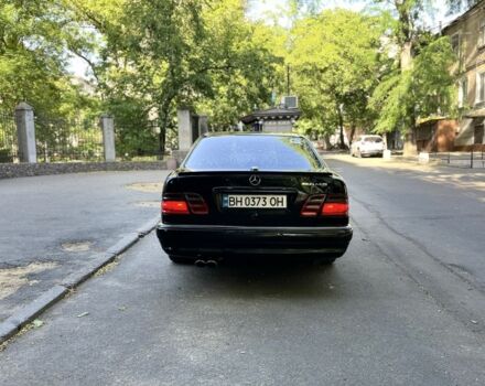 Черный Мерседес Е-Класс, объемом двигателя 3.2 л и пробегом 450 тыс. км за 3600 $, фото 4 на Automoto.ua
