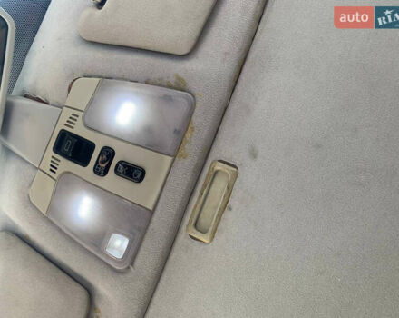 Черный Мерседес Е-Класс, объемом двигателя 2.3 л и пробегом 505 тыс. км за 3350 $, фото 21 на Automoto.ua