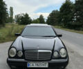 Черный Мерседес Е-Класс, объемом двигателя 4.3 л и пробегом 495 тыс. км за 3199 $, фото 1 на Automoto.ua