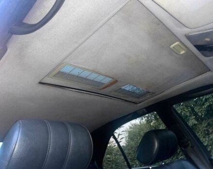 Черный Мерседес Е-Класс, объемом двигателя 2.2 л и пробегом 500 тыс. км за 2000 $, фото 7 на Automoto.ua