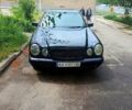 Черный Мерседес Е-Класс, объемом двигателя 2.2 л и пробегом 380 тыс. км за 3200 $, фото 1 на Automoto.ua