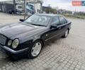 Черный Мерседес Е-Класс, объемом двигателя 3.2 л и пробегом 300 тыс. км за 4700 $, фото 1 на Automoto.ua