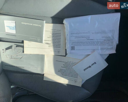 Черный Мерседес Е-Класс, объемом двигателя 2.3 л и пробегом 505 тыс. км за 3350 $, фото 23 на Automoto.ua