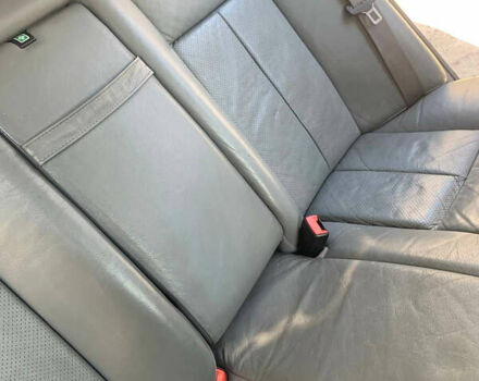 Черный Мерседес Е-Класс, объемом двигателя 2.3 л и пробегом 505 тыс. км за 3350 $, фото 17 на Automoto.ua