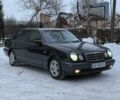 Черный Мерседес Е-Класс, объемом двигателя 3.2 л и пробегом 350 тыс. км за 3500 $, фото 1 на Automoto.ua