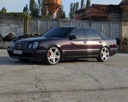 Черный Мерседес Е-Класс, объемом двигателя 5.5 л и пробегом 500 тыс. км за 20000 $, фото 11 на Automoto.ua