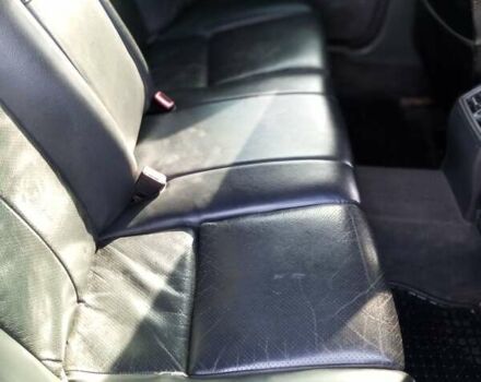 Черный Мерседес Е-Класс, объемом двигателя 2 л и пробегом 250 тыс. км за 3000 $, фото 18 на Automoto.ua