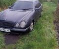 Чорний Мерседес Е-Клас, об'ємом двигуна 2.4 л та пробігом 300 тис. км за 2200 $, фото 2 на Automoto.ua