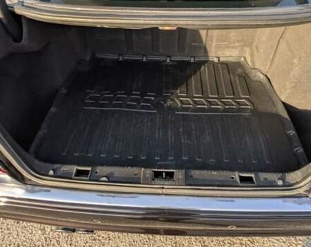 Черный Мерседес Е-Класс, объемом двигателя 5.5 л и пробегом 500 тыс. км за 20000 $, фото 20 на Automoto.ua