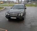 Чорний Мерседес Е-Клас, об'ємом двигуна 3.2 л та пробігом 343 тис. км за 3000 $, фото 1 на Automoto.ua