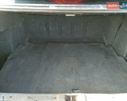 Черный Мерседес Е-Класс, объемом двигателя 2 л и пробегом 250 тыс. км за 3000 $, фото 24 на Automoto.ua