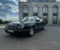 Чорний Мерседес Е-Клас, об'ємом двигуна 2 л та пробігом 452 тис. км за 2700 $, фото 1 на Automoto.ua