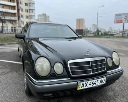 Черный Мерседес Е-Класс, объемом двигателя 3.2 л и пробегом 372 тыс. км за 4500 $, фото 16 на Automoto.ua