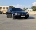 Черный Мерседес Е-Класс, объемом двигателя 5.5 л и пробегом 500 тыс. км за 11000 $, фото 1 на Automoto.ua