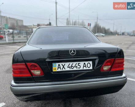 Черный Мерседес Е-Класс, объемом двигателя 3.2 л и пробегом 372 тыс. км за 4500 $, фото 11 на Automoto.ua