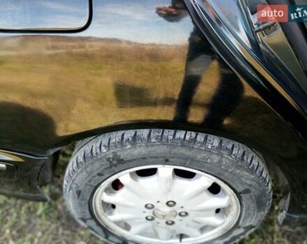 Черный Мерседес Е-Класс, объемом двигателя 2 л и пробегом 250 тыс. км за 3000 $, фото 23 на Automoto.ua