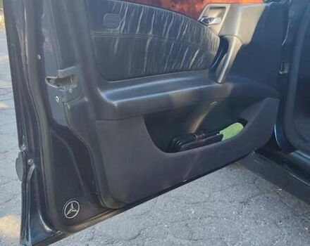 Черный Мерседес Е-Класс, объемом двигателя 3.2 л и пробегом 450 тыс. км за 4999 $, фото 10 на Automoto.ua