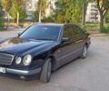 Чорний Мерседес Е-Клас, об'ємом двигуна 2 л та пробігом 312 тис. км за 4900 $, фото 1 на Automoto.ua