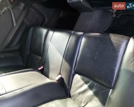 Черный Мерседес Е-Класс, объемом двигателя 2 л и пробегом 250 тыс. км за 3000 $, фото 14 на Automoto.ua