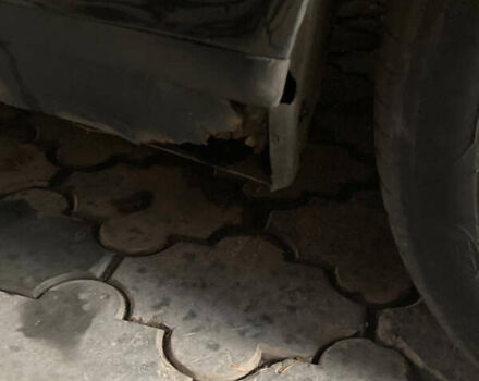 Мерседес Е-Класс 1998 в Харькове на Automoto.ua Черный Мерседес Е-Класс, объемом двигателя 3.2 л и пробегом 400 тыс. км за 5200 $, фото 7 на Automoto.ua