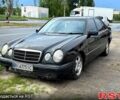Чорний Мерседес Е-Клас, об'ємом двигуна 2 л та пробігом 450 тис. км за 2200 $, фото 1 на Automoto.ua