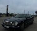 Чорний Мерседес Е-Клас, об'ємом двигуна 2.8 л та пробігом 310 тис. км за 3300 $, фото 1 на Automoto.ua