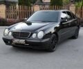 Чорний Мерседес Е-Клас, об'ємом двигуна 2 л та пробігом 700 тис. км за 2650 $, фото 1 на Automoto.ua