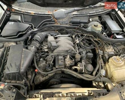 Чорний Мерседес Е-Клас, об'ємом двигуна 2.8 л та пробігом 250 тис. км за 2400 $, фото 7 на Automoto.ua