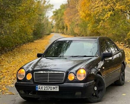 Чорний Мерседес Е-Клас, об'ємом двигуна 2.8 л та пробігом 310 тис. км за 3300 $, фото 6 на Automoto.ua