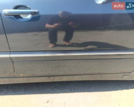 Черный Мерседес Е-Класс, объемом двигателя 2.8 л и пробегом 407 тыс. км за 4400 $, фото 18 на Automoto.ua