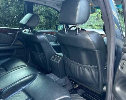 Черный Мерседес Е-Класс, объемом двигателя 2.8 л и пробегом 293 тыс. км за 4000 $, фото 4 на Automoto.ua