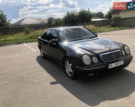 Черный Мерседес Е-Класс, объемом двигателя 2.8 л и пробегом 256 тыс. км за 2999 $, фото 6 на Automoto.ua