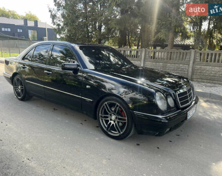 Мерседес Е-Класс 1999 в Львове на Automoto.ua Черный Мерседес Е-Класс, объемом двигателя 2.8 л и пробегом 394 тыс. км за 3100 $, фото 3 на Automoto.ua