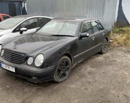 Черный Мерседес Е-Класс, объемом двигателя 2.8 л и пробегом 600 тыс. км за 1500 $, фото 1 на Automoto.ua