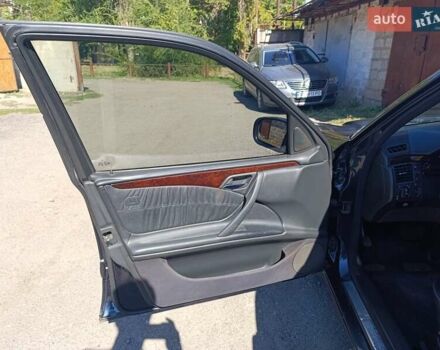 Черный Мерседес Е-Класс, объемом двигателя 2.8 л и пробегом 407 тыс. км за 4400 $, фото 3 на Automoto.ua