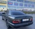 Черный Мерседес Е-Класс, объемом двигателя 0 л и пробегом 200 тыс. км за 1118 $, фото 4 на Automoto.ua