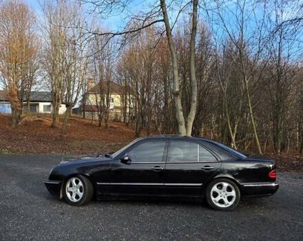 Чорний Мерседес Е-Клас, об'ємом двигуна 2.2 л та пробігом 387 тис. км за 2999 $, фото 2 на Automoto.ua