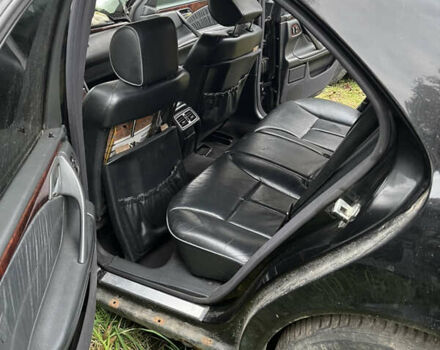 Чорний Мерседес Е-Клас, об'ємом двигуна 3.22 л та пробігом 420 тис. км за 2000 $, фото 13 на Automoto.ua