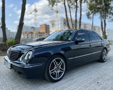 Черный Мерседес Е-Класс, объемом двигателя 4.3 л и пробегом 348 тыс. км за 4250 $, фото 1 на Automoto.ua