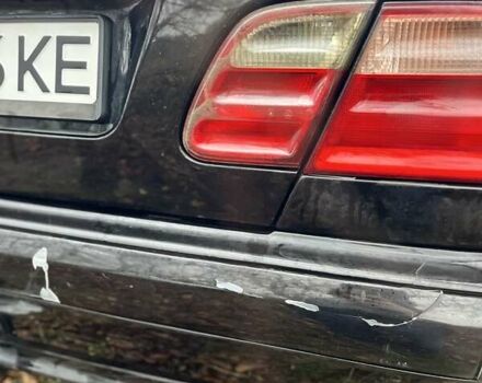 Черный Мерседес Е-Класс, объемом двигателя 2 л и пробегом 489 тыс. км за 3300 $, фото 3 на Automoto.ua