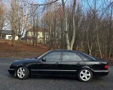 Чорний Мерседес Е-Клас, об'ємом двигуна 2.2 л та пробігом 387 тис. км за 2999 $, фото 3 на Automoto.ua