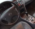 Черный Мерседес Е-Класс, объемом двигателя 2.8 л и пробегом 269 тыс. км за 3500 $, фото 3 на Automoto.ua