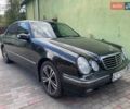 Черный Мерседес Е-Класс, объемом двигателя 3.2 л и пробегом 350 тыс. км за 4600 $, фото 1 на Automoto.ua