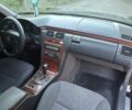 Черный Мерседес Е-Класс, объемом двигателя 3.2 л и пробегом 390 тыс. км за 4899 $, фото 15 на Automoto.ua