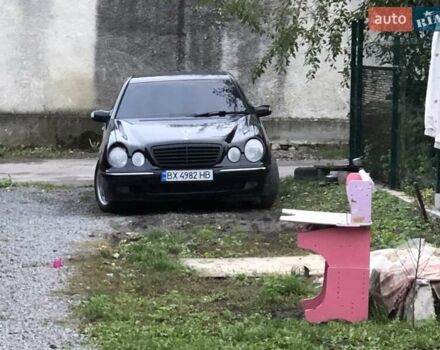 Черный Мерседес Е-Класс, объемом двигателя 2.7 л и пробегом 400 тыс. км за 4200 $, фото 4 на Automoto.ua