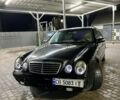 Черный Мерседес Е-Класс, объемом двигателя 3.2 л и пробегом 290 тыс. км за 1799 $, фото 7 на Automoto.ua