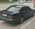 Чорний Мерседес Е-Клас, об'ємом двигуна 4.3 л та пробігом 380 тис. км за 7299 $, фото 11 на Automoto.ua