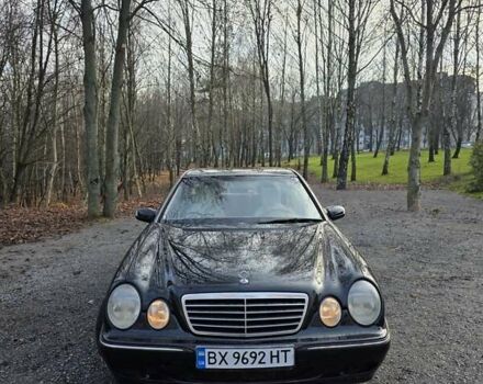 Чорний Мерседес Е-Клас, об'ємом двигуна 2.2 л та пробігом 387 тис. км за 2999 $, фото 9 на Automoto.ua